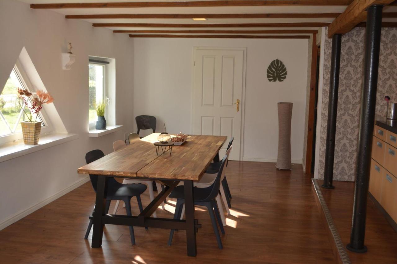 Ferienwohnung Grafenland Dersum Екстериор снимка